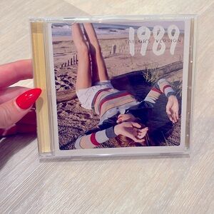 Taylor Swift 1989 CD Sunrise Boulevard edition deluxe Taylors Version